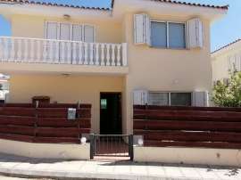 2 BED HOUSE TO RENT