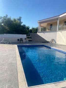 3 BED HOUSE TO RENT