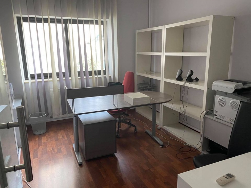 Office to rent
